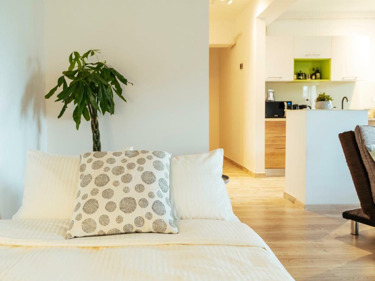Bright And Spacious Central Apartment- Piata Amzei Bucharest Exterior photo