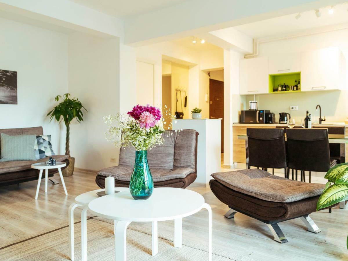 Bright And Spacious Central Apartment- Piata Amzei Bucharest Exterior photo