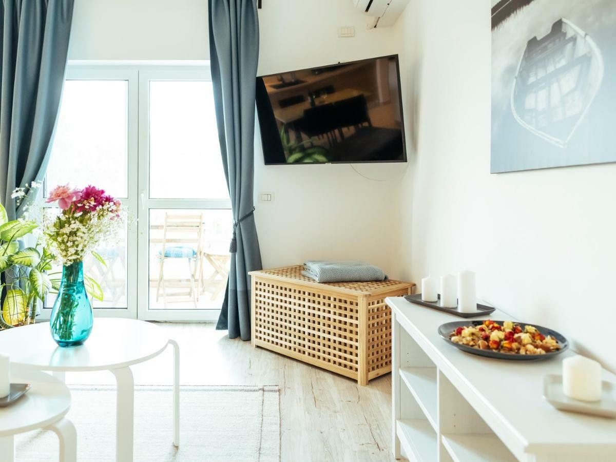 Bright And Spacious Central Apartment- Piata Amzei Bucharest Exterior photo