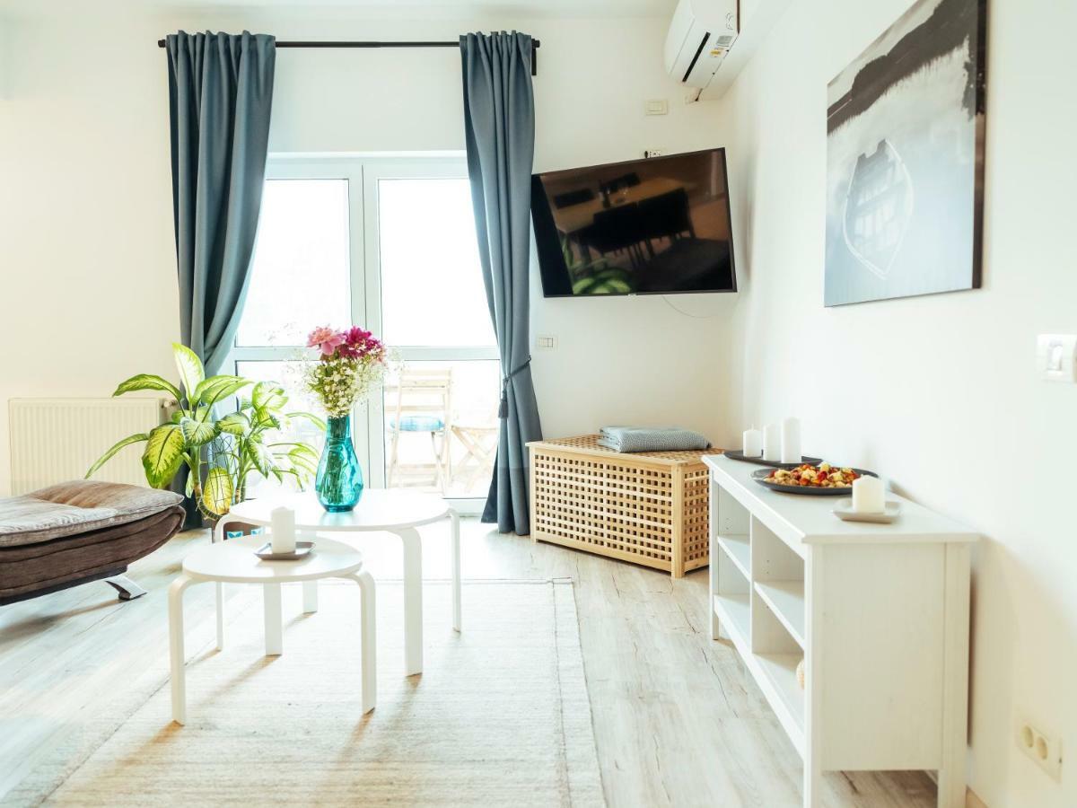 Bright And Spacious Central Apartment- Piata Amzei Bucharest Exterior photo